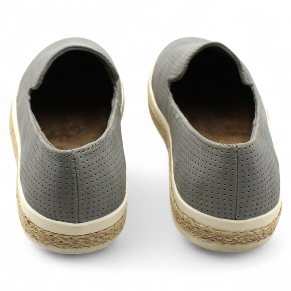 Bella Vita Brienne II Pin Perfed Slip Ons (Women) - Picture 8 of 8